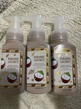 NEW- Bath & Body Works. 3 Paradise Coconut